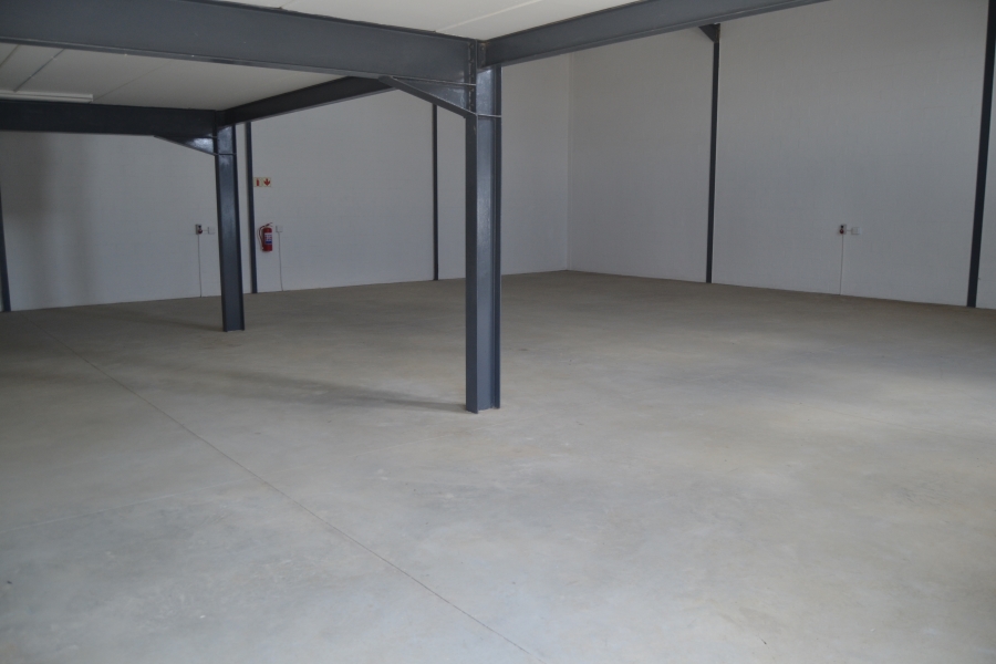 To Let Commercial Property for Rent in Rivergate Western Cape